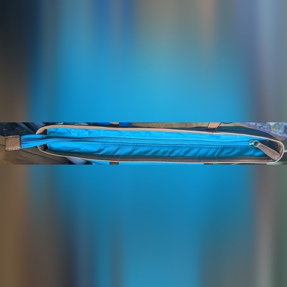 GUC Michael Kors Kempton Nylon Leather Teal Tote gold hardware, brown handles - Picture 3 of 15